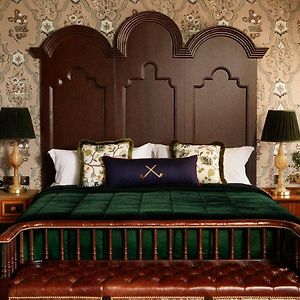 Deluxe Zimmer mit Kingsize-Bett